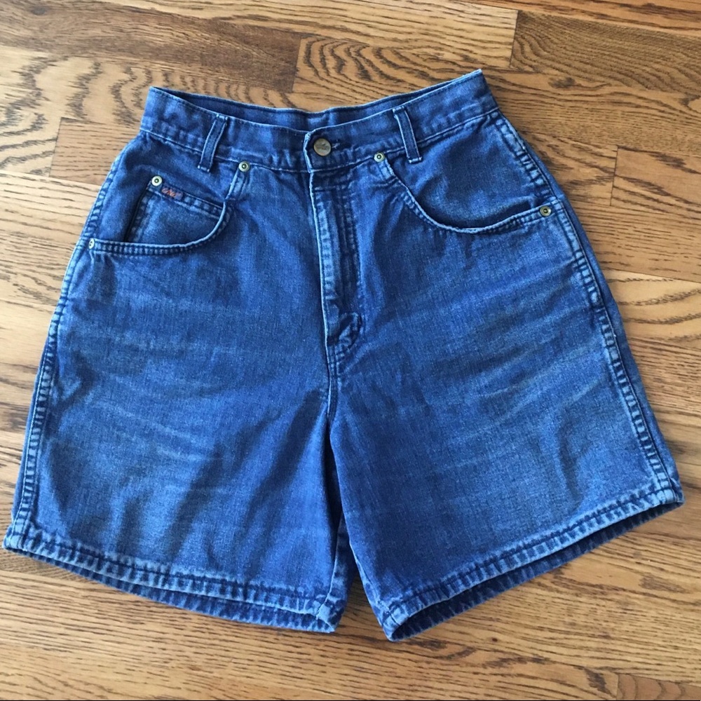 Vintage Chic High Rise Jeans - Picture 2 of 10